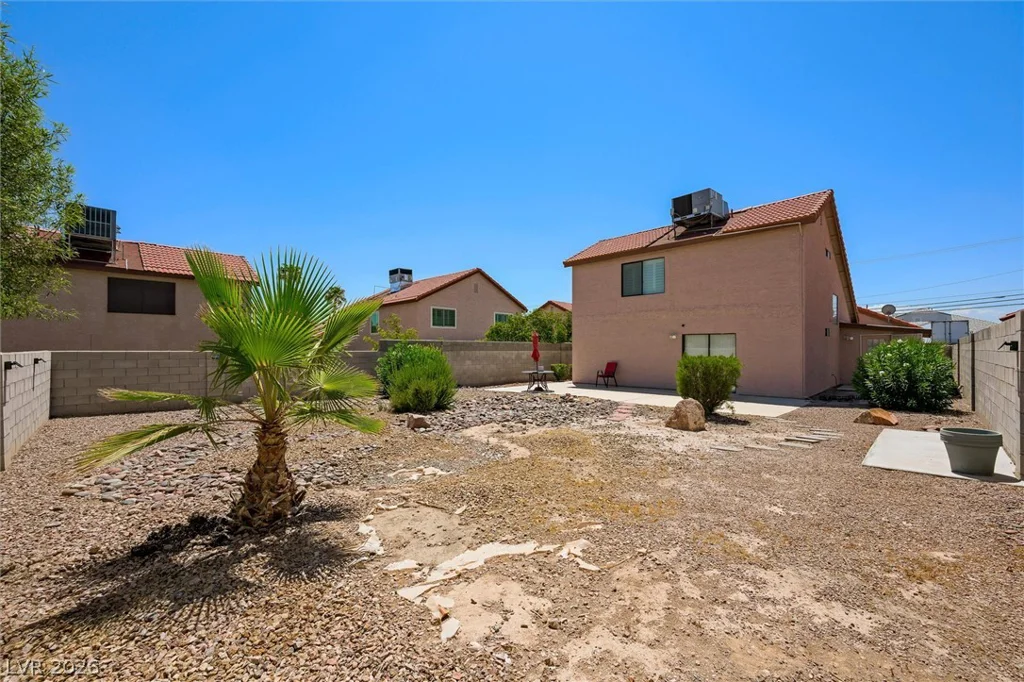 5204 Alpine, Las Vegas, NV 89107