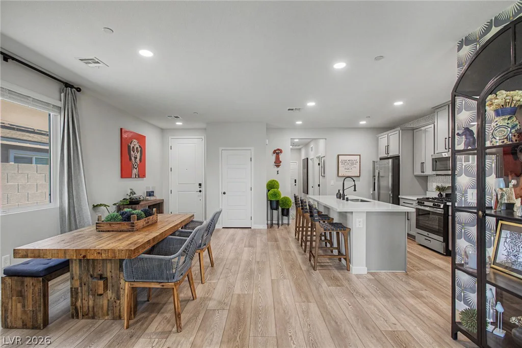 9386 Sequoia Ridge, Las Vegas, NV 89143