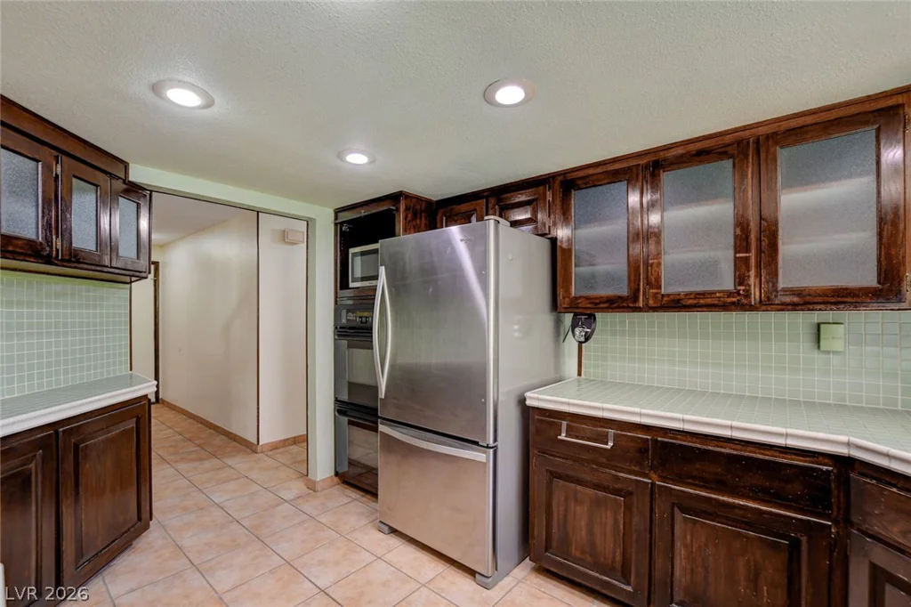 5644 Nicole, Las Vegas, NV 89120