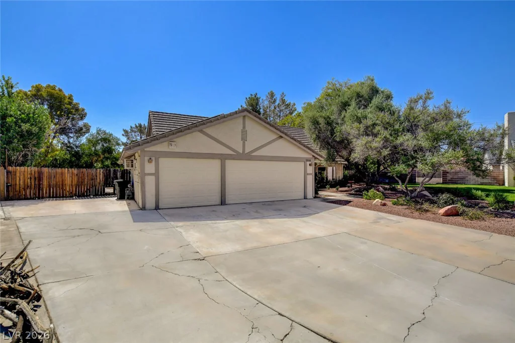 5644 Nicole, Las Vegas, NV 89120