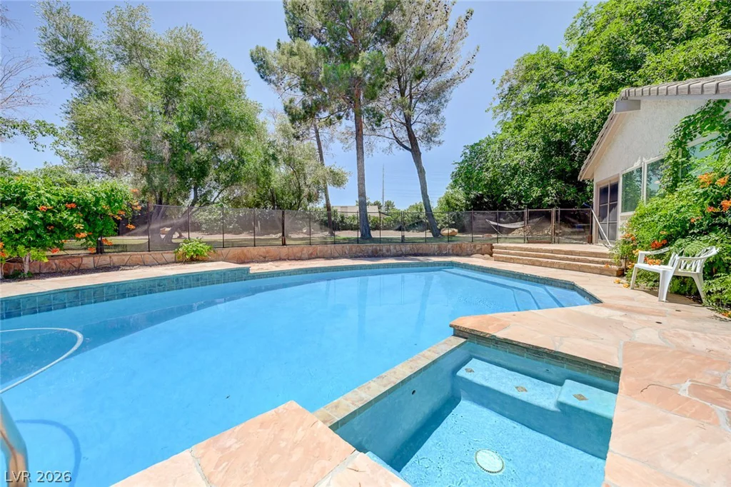 5644 Nicole, Las Vegas, NV 89120