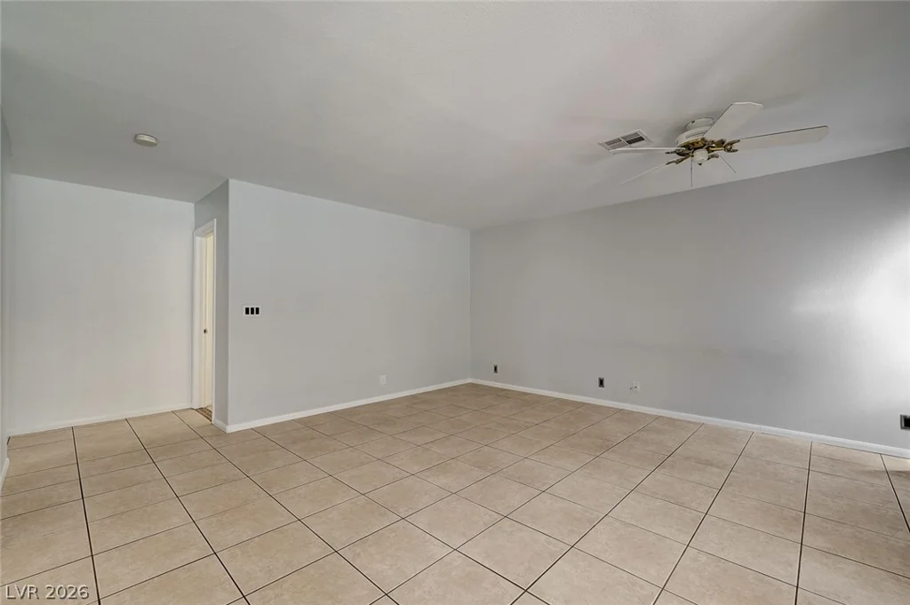 935 Highland Trails, Henderson, NV 89015