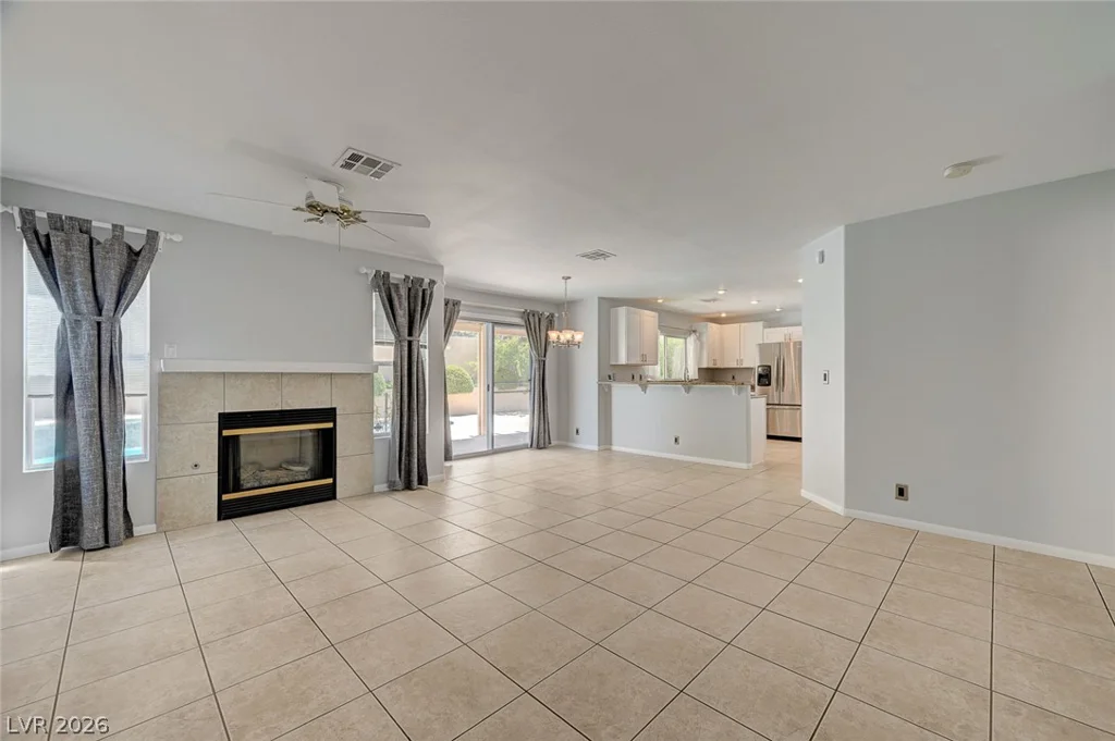 935 Highland Trails, Henderson, NV 89015
