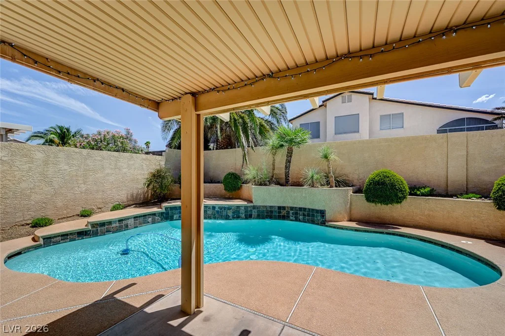 935 Highland Trails, Henderson, NV 89015
