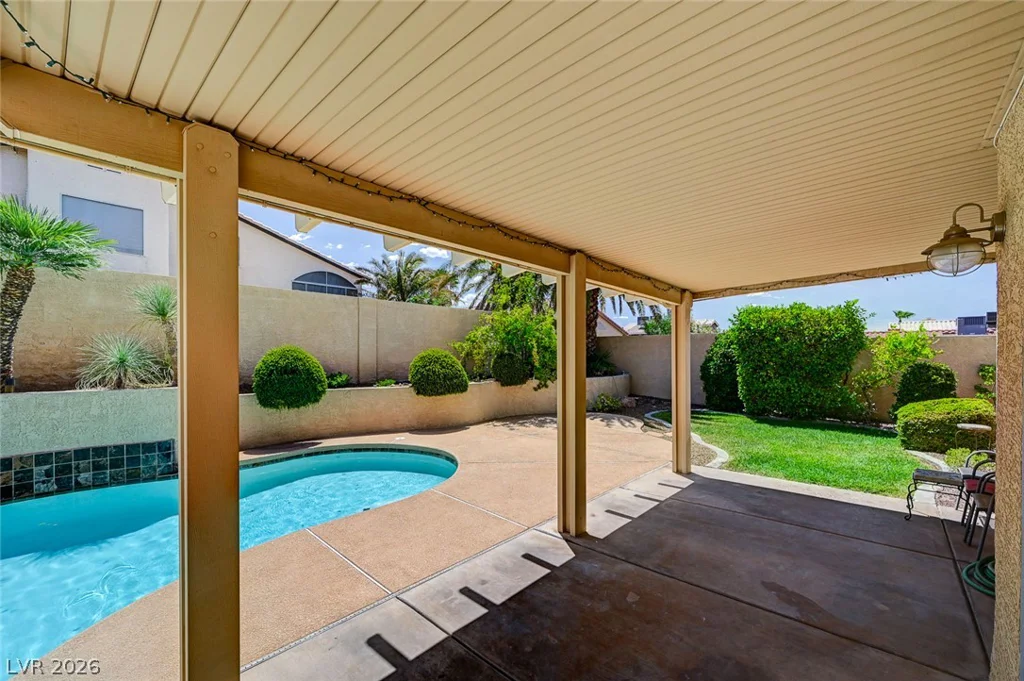 935 Highland Trails, Henderson, NV 89015