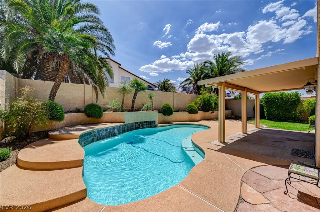 935 Highland Trails, Henderson, NV 89015
