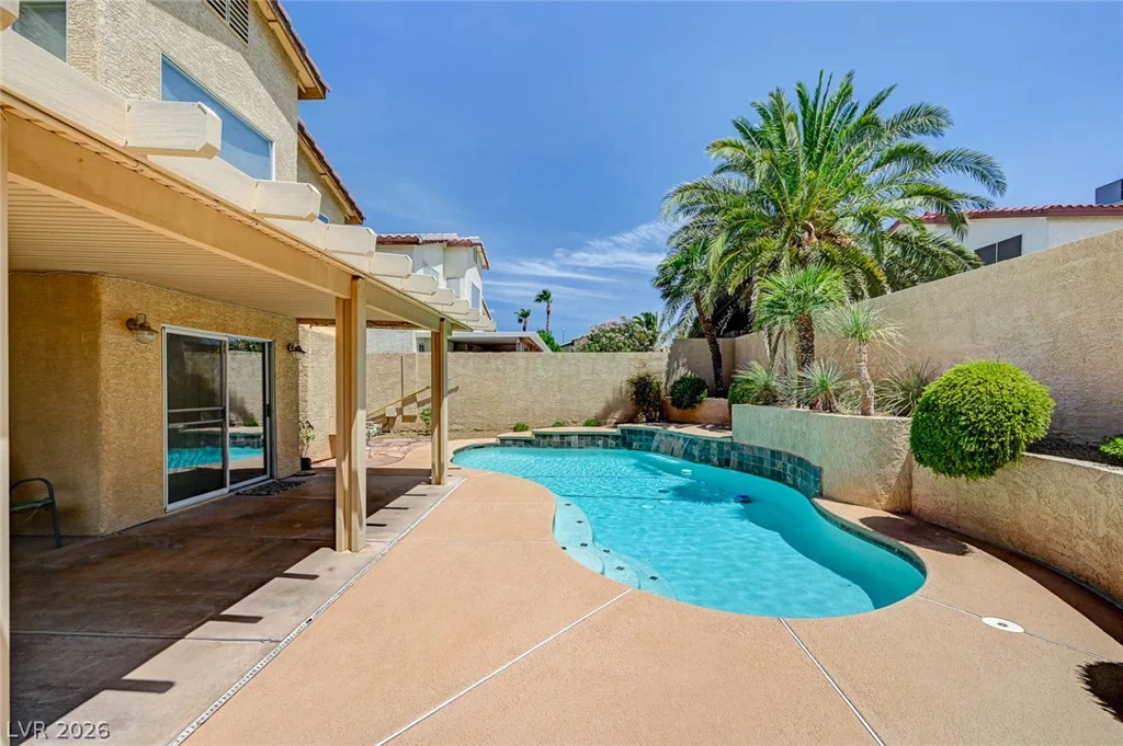 935 Highland Trails, Henderson, NV 89015