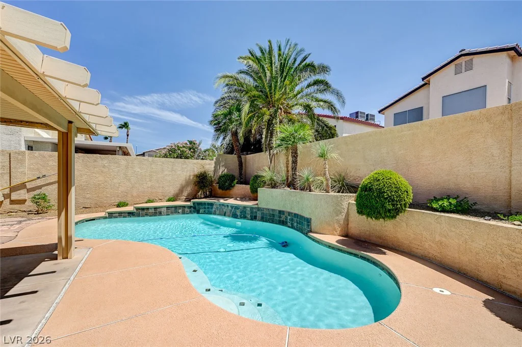 935 Highland Trails, Henderson, NV 89015