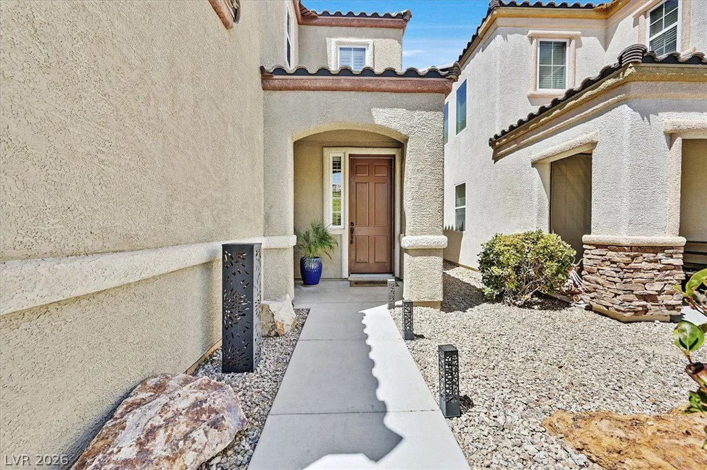 8830 Whitewater Autumn, Las Vegas, NV 89148