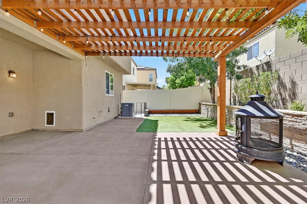 8830 Whitewater Autumn, Las Vegas, NV 89148