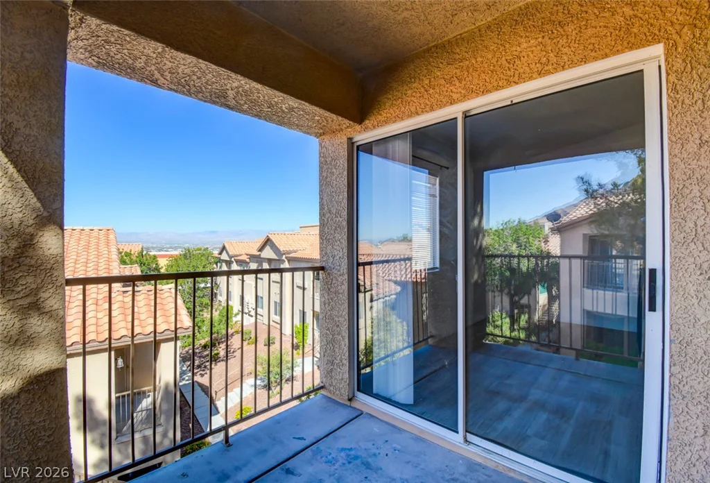 2110 Los Feliz, Las Vegas, NV 89156