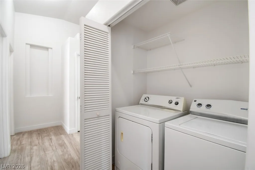 2110 Los Feliz, Las Vegas, NV 89156