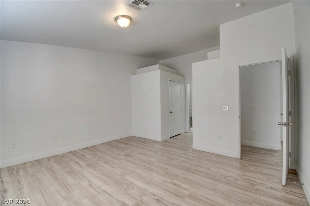 2110 Los Feliz, Las Vegas, NV 89156