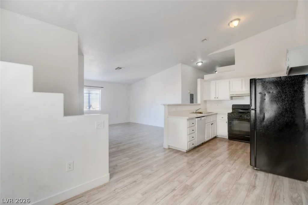 2110 Los Feliz, Las Vegas, NV 89156