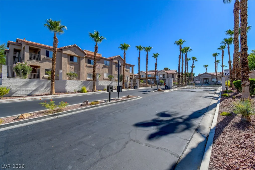 2110 Los Feliz, Las Vegas, NV 89156