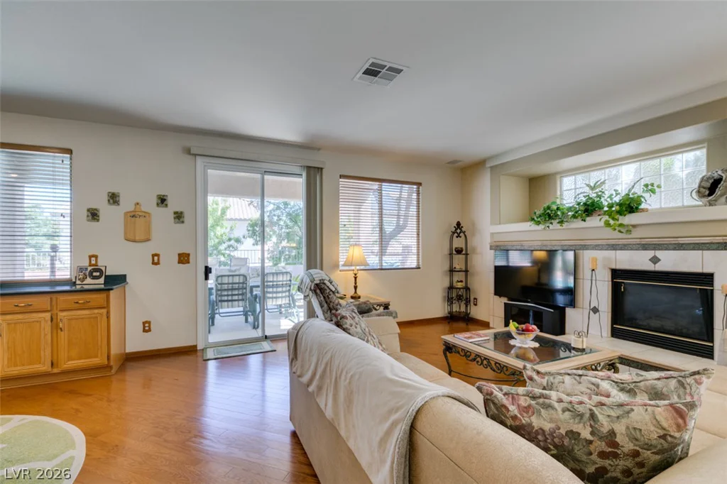 2578 Cornerbrook, Henderson, NV 89052
