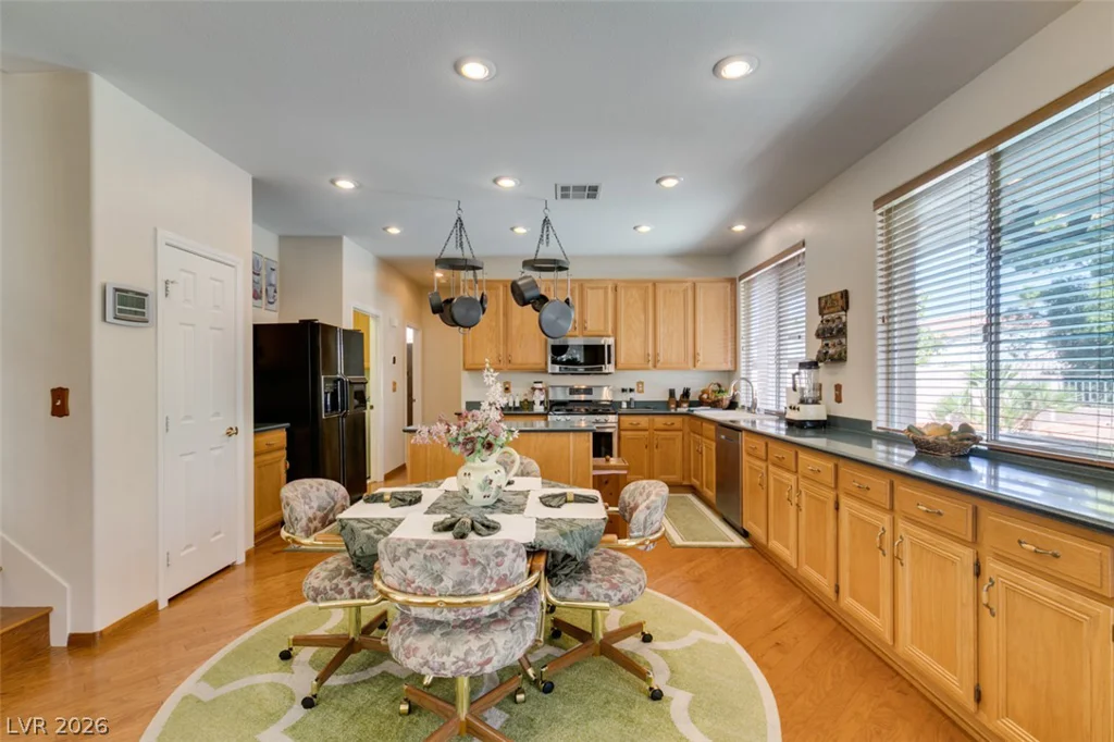 2578 Cornerbrook, Henderson, NV 89052