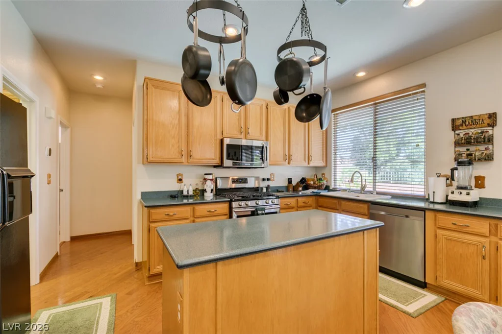 2578 Cornerbrook, Henderson, NV 89052