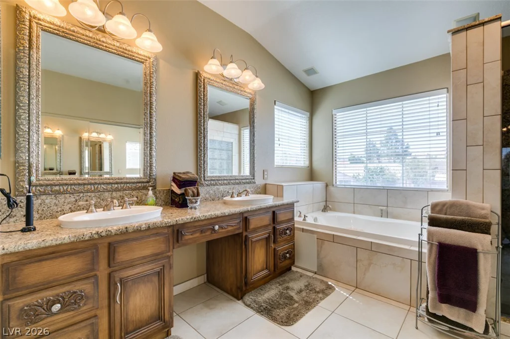 2578 Cornerbrook, Henderson, NV 89052