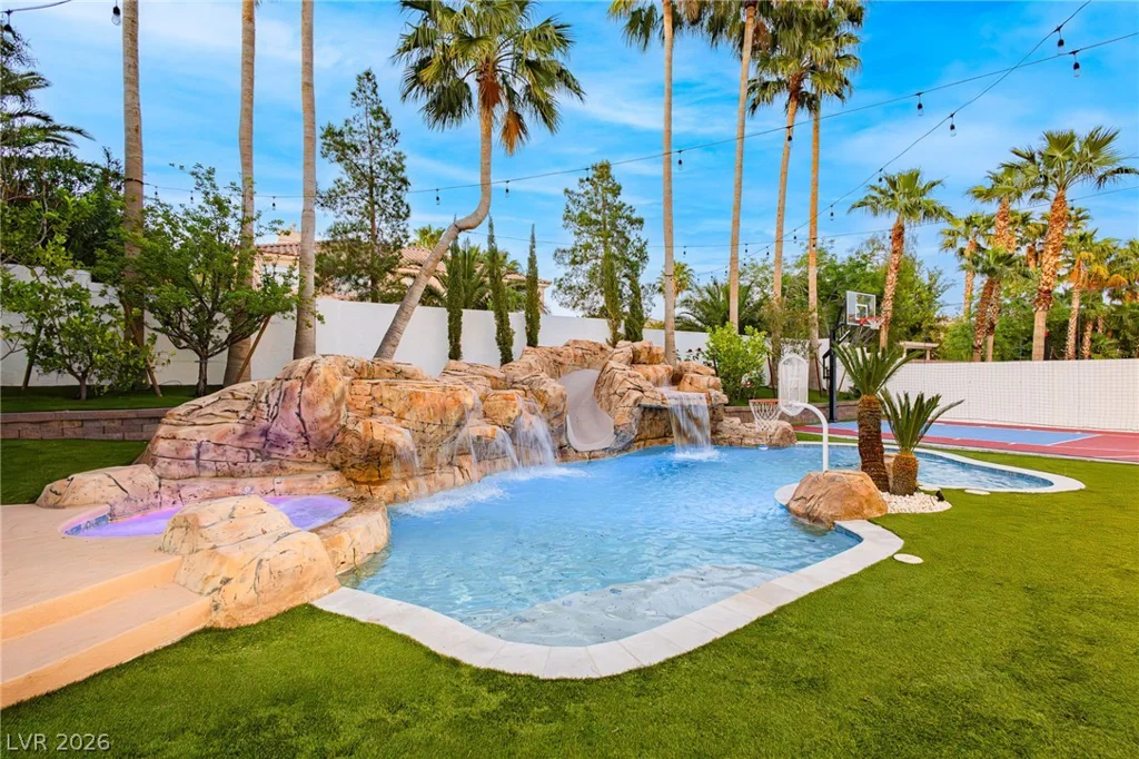 9498 Malasana, Las Vegas, NV 89147