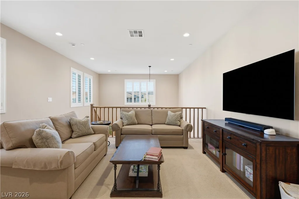 10196 Pleasant Knoll, Las Vegas, NV 89166