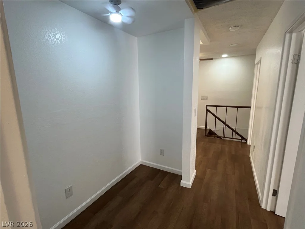 3974 Palos Verdes, Las Vegas, NV 89119