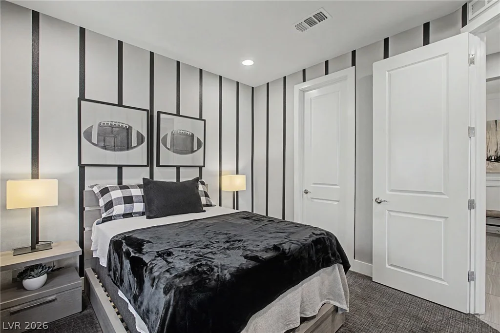 10433 Skye Paseo, Las Vegas, NV 89166