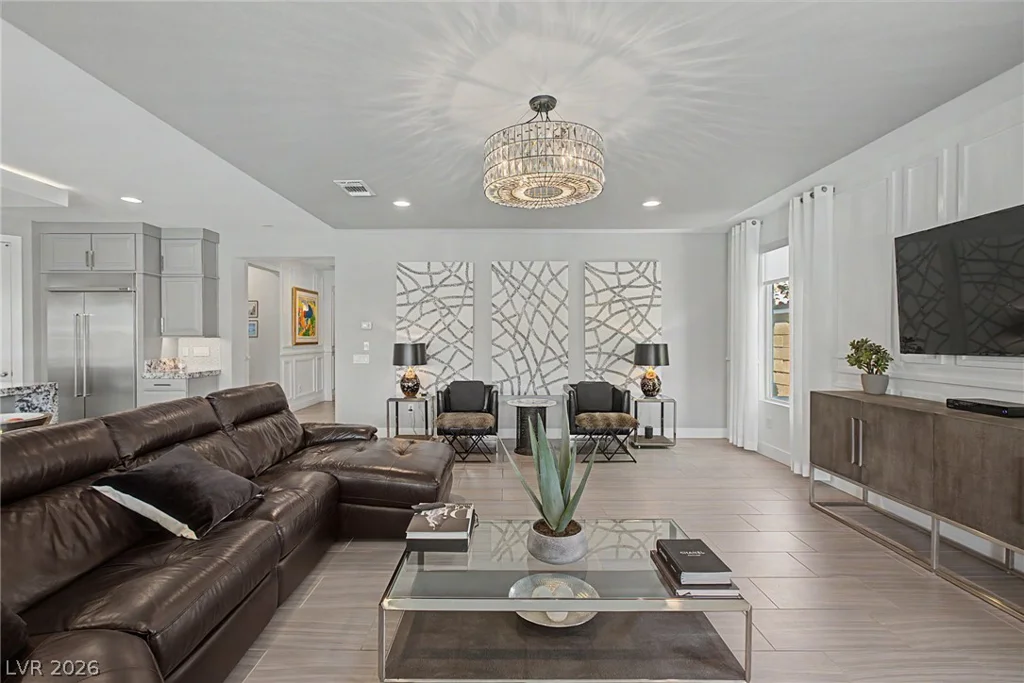 10433 Skye Paseo, Las Vegas, NV 89166