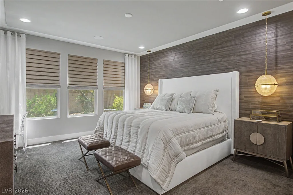10433 Skye Paseo, Las Vegas, NV 89166