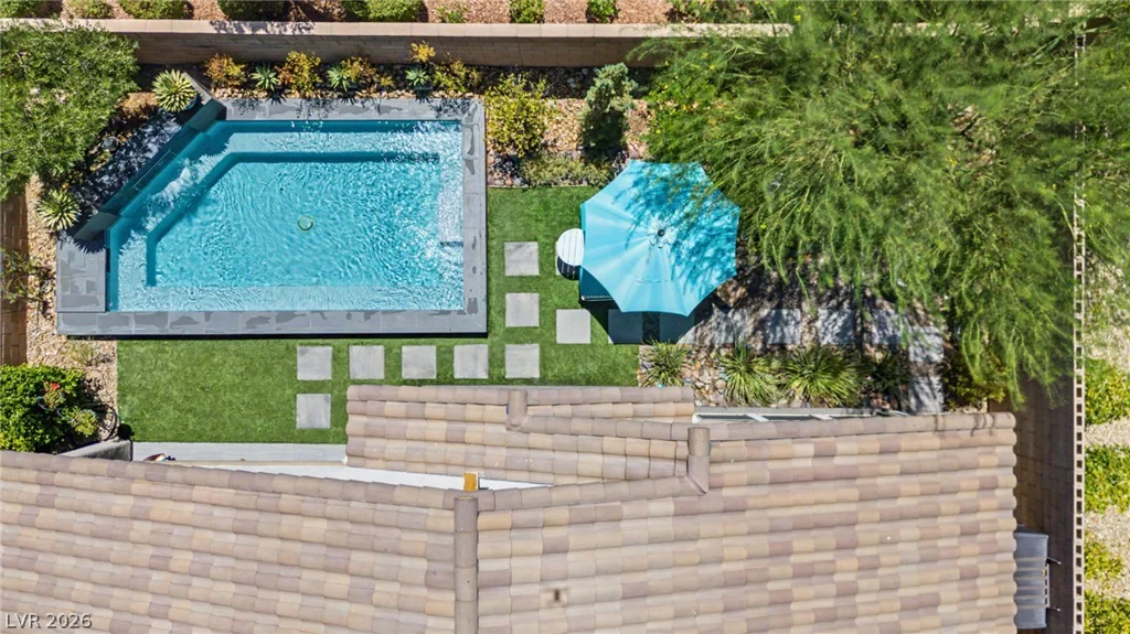 10433 Skye Paseo, Las Vegas, NV 89166