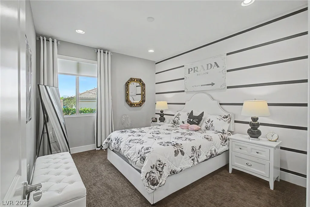 10433 Skye Paseo, Las Vegas, NV 89166