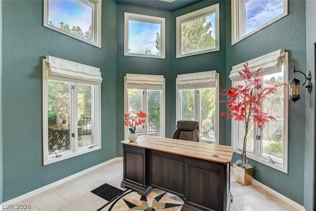7201 Mission Hills, Las Vegas, NV 89113
