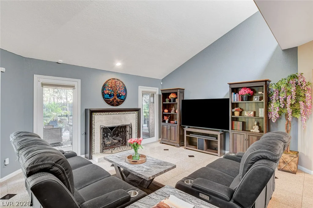 7201 Mission Hills, Las Vegas, NV 89113