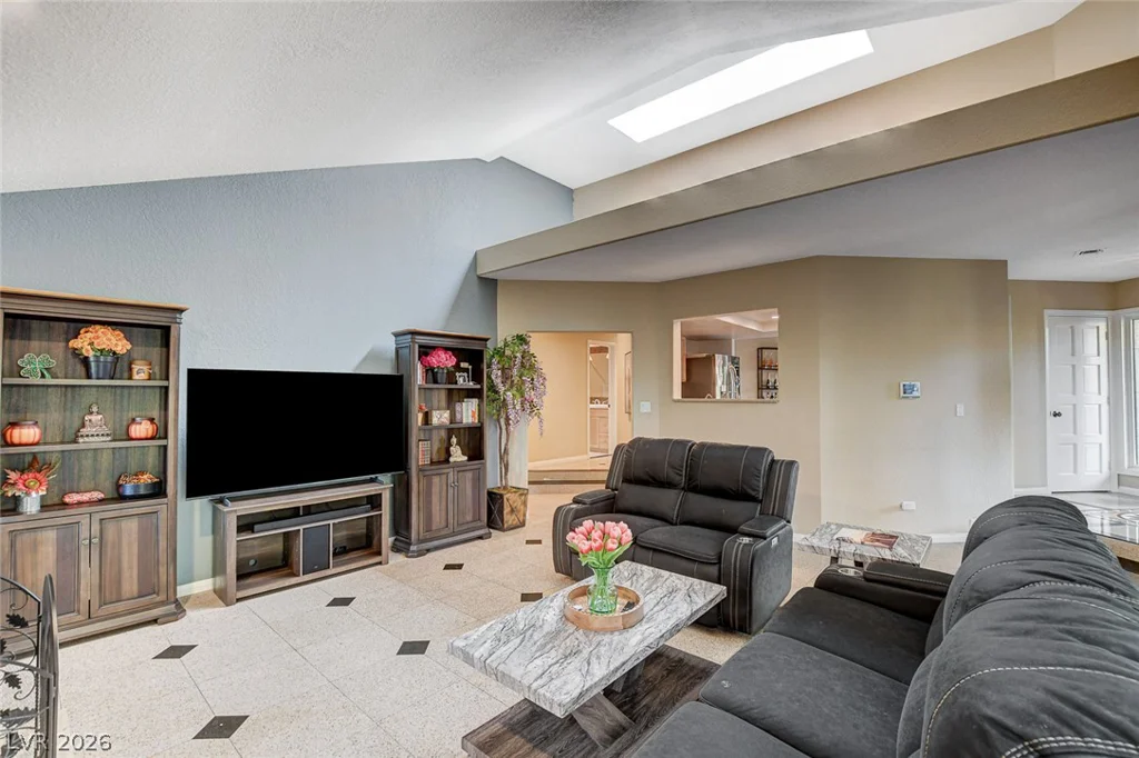 7201 Mission Hills, Las Vegas, NV 89113
