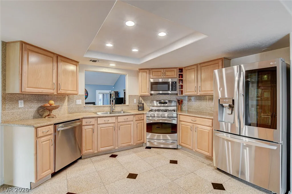 7201 Mission Hills, Las Vegas, NV 89113