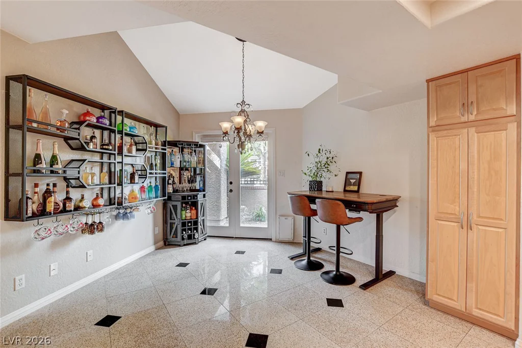 7201 Mission Hills, Las Vegas, NV 89113