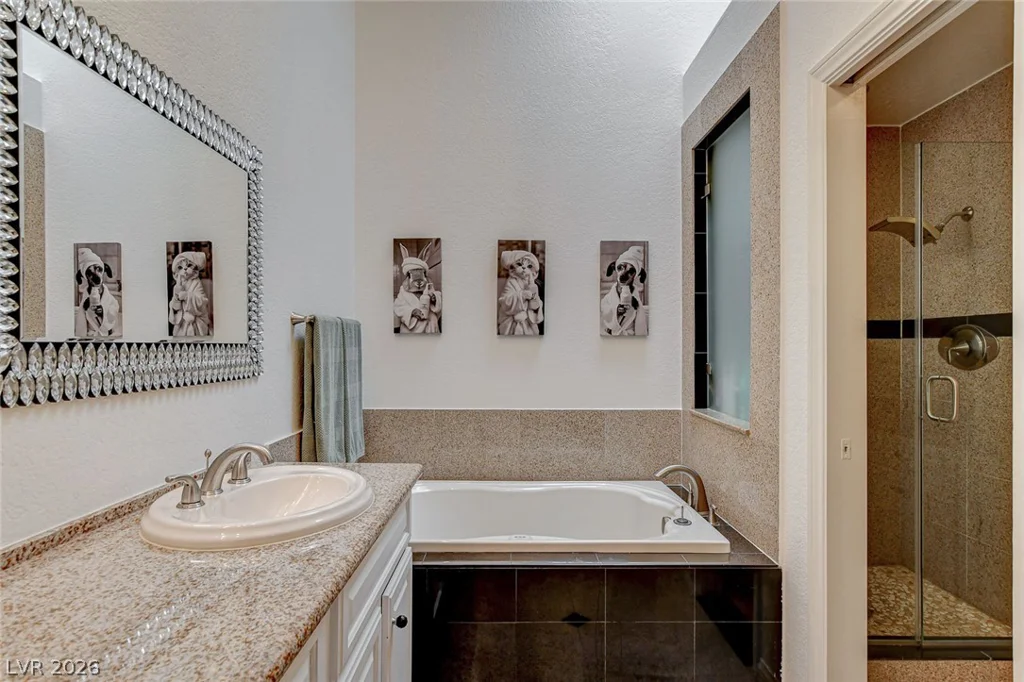 7201 Mission Hills, Las Vegas, NV 89113