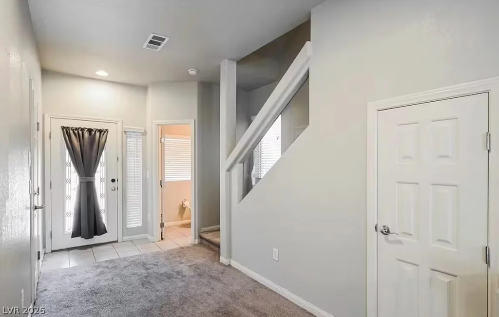 7066 Bronco, Las Vegas, NV 89118