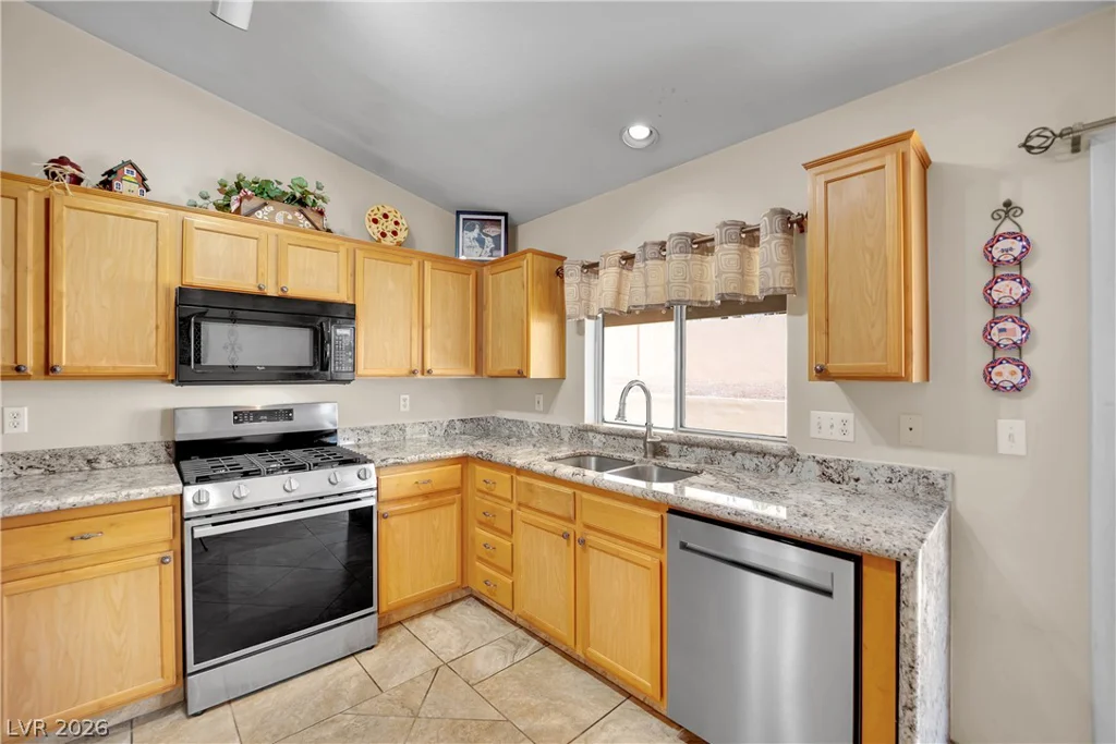 3126 Crownline, North Las Vegas, NV 89031