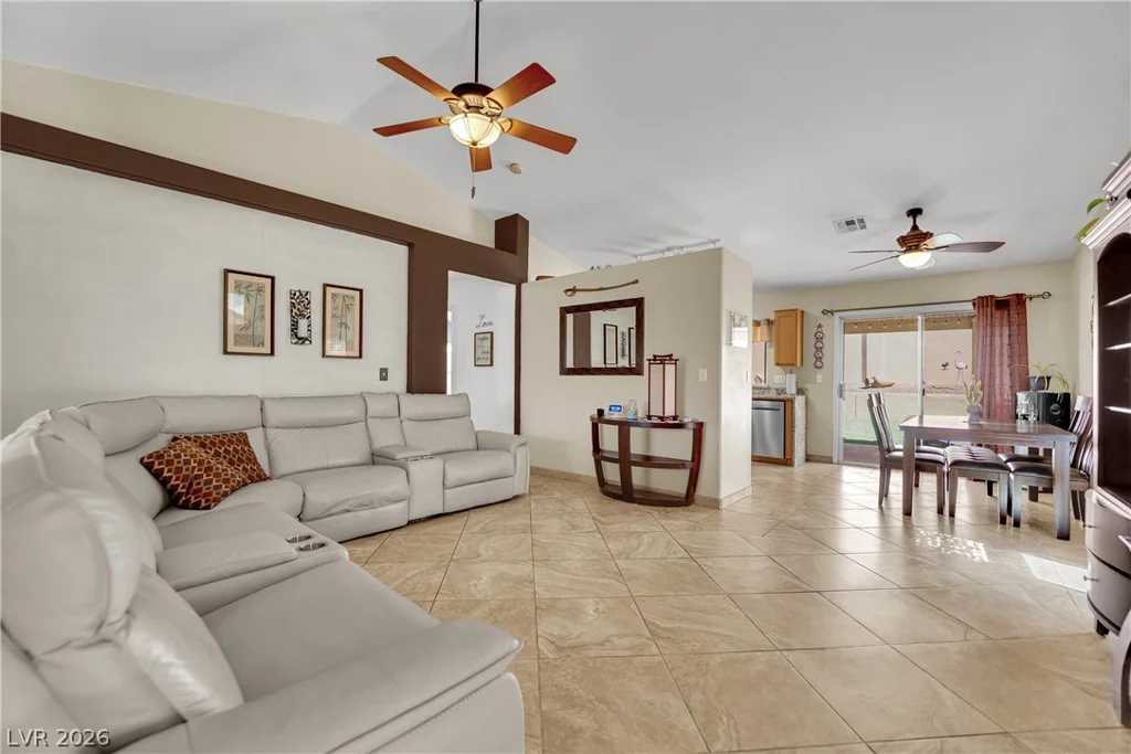 3126 Crownline, North Las Vegas, NV 89031