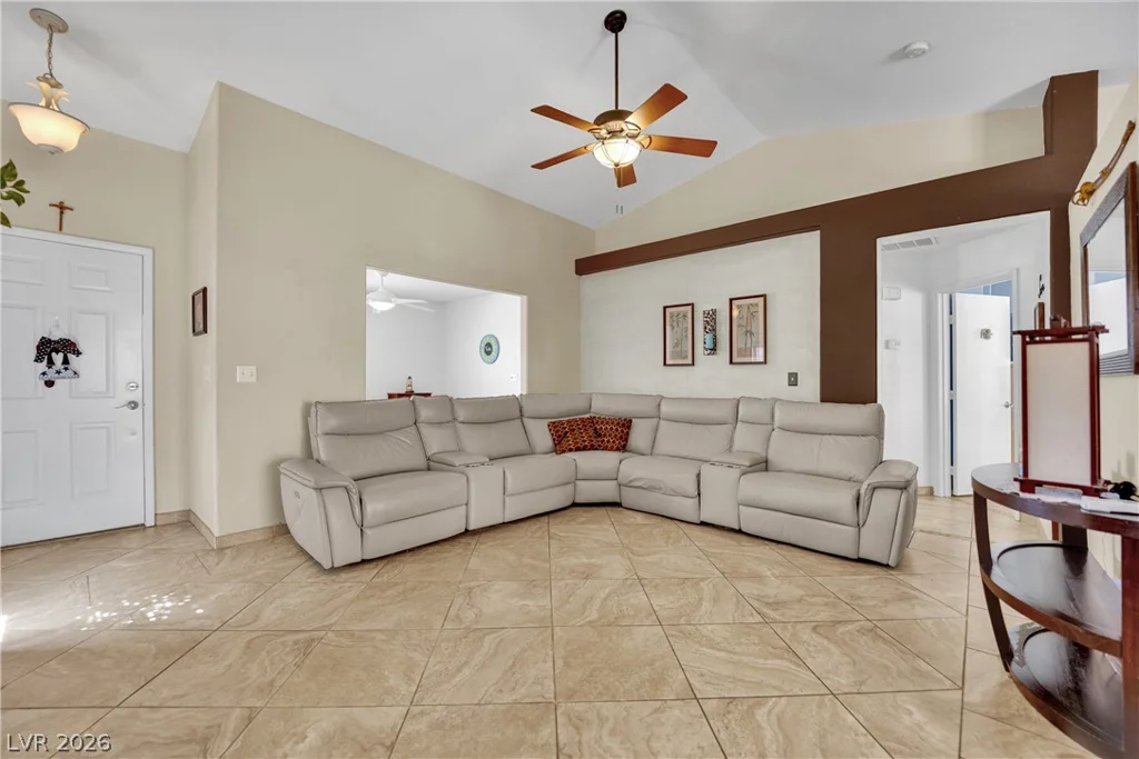3126 Crownline, North Las Vegas, NV 89031
