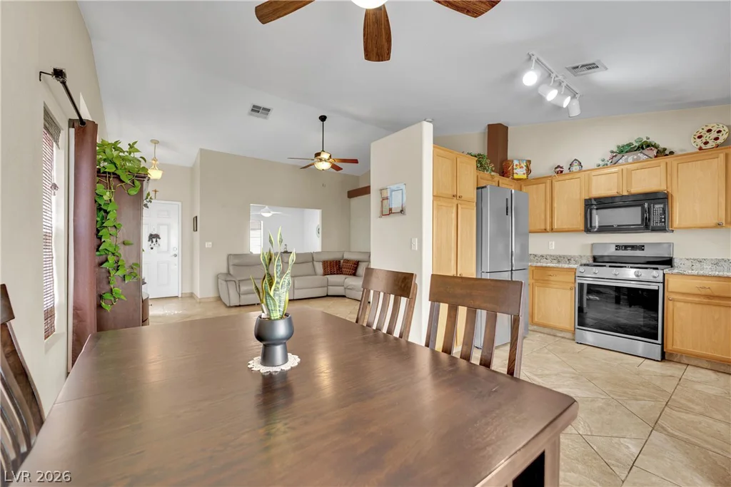 3126 Crownline, North Las Vegas, NV 89031
