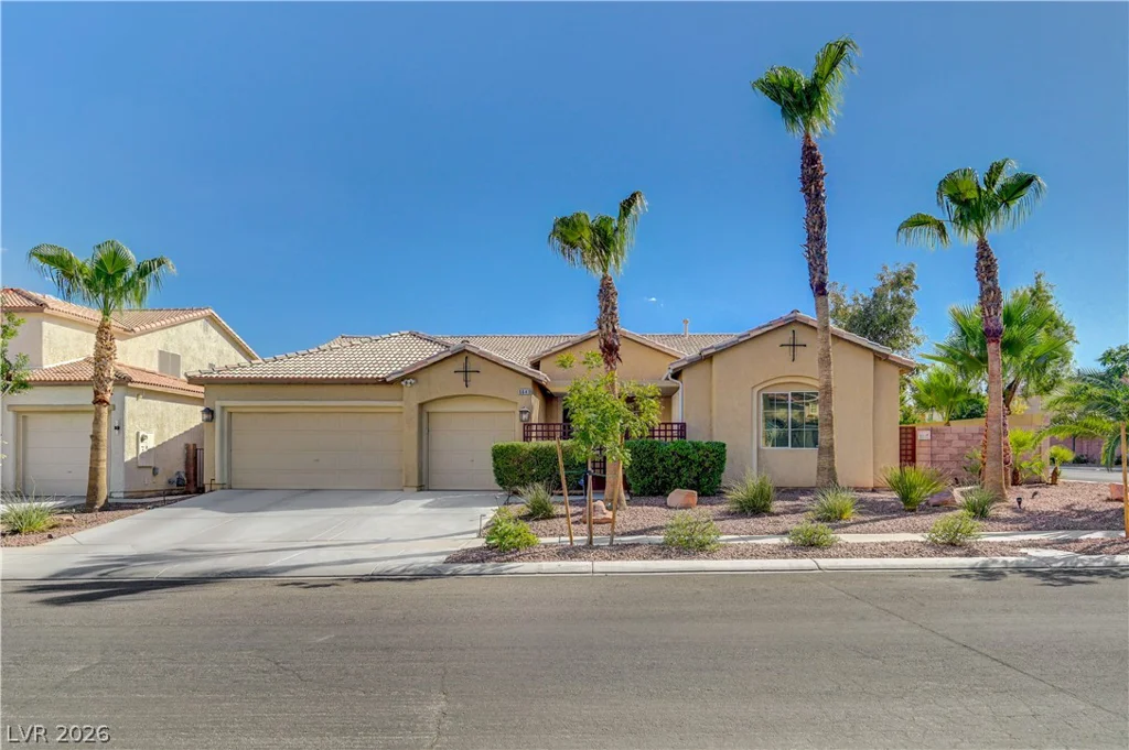 6641 Black Oaks, North Las Vegas, NV 89084