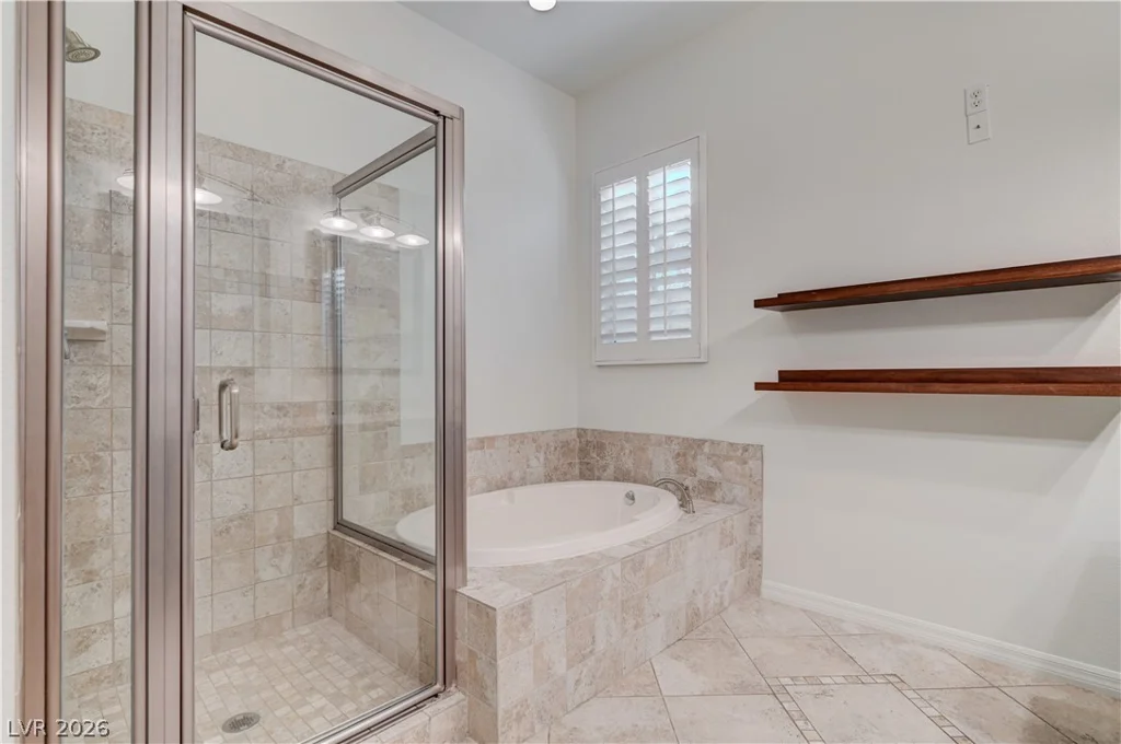 6641 Black Oaks, North Las Vegas, NV 89084