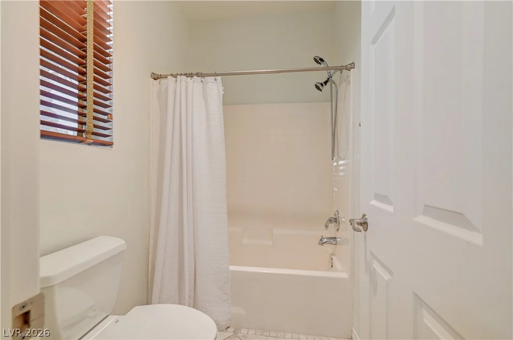 6641 Black Oaks, North Las Vegas, NV 89084