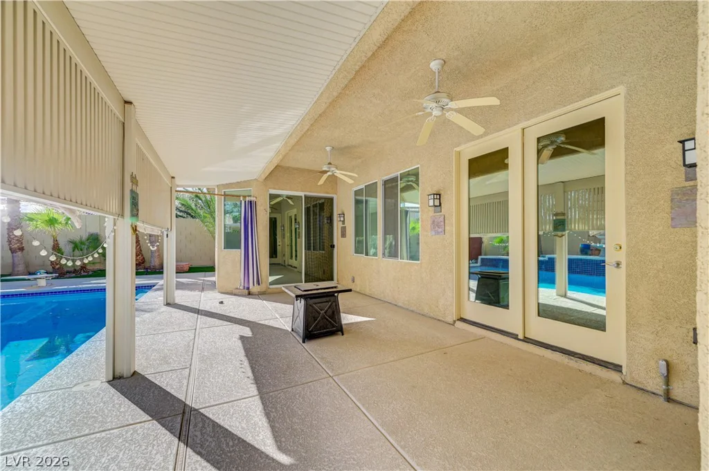 6641 Black Oaks, North Las Vegas, NV 89084