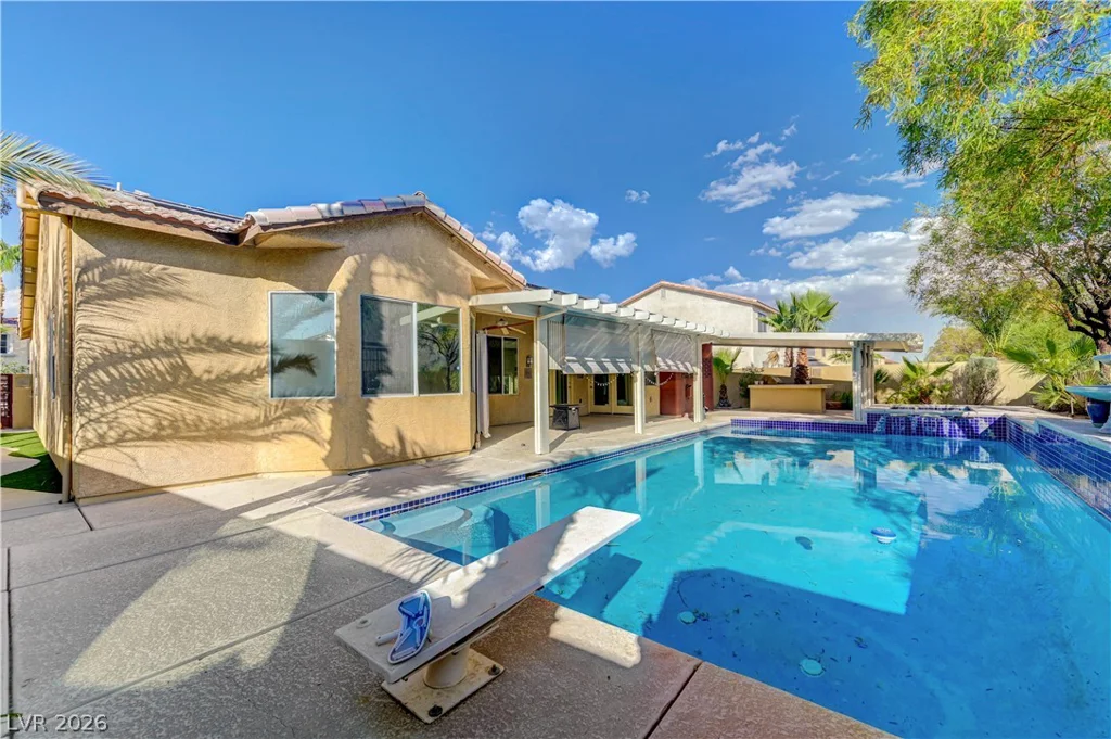 6641 Black Oaks, North Las Vegas, NV 89084
