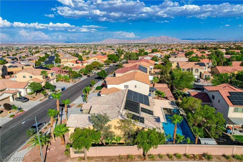 6641 Black Oaks, North Las Vegas, NV 89084