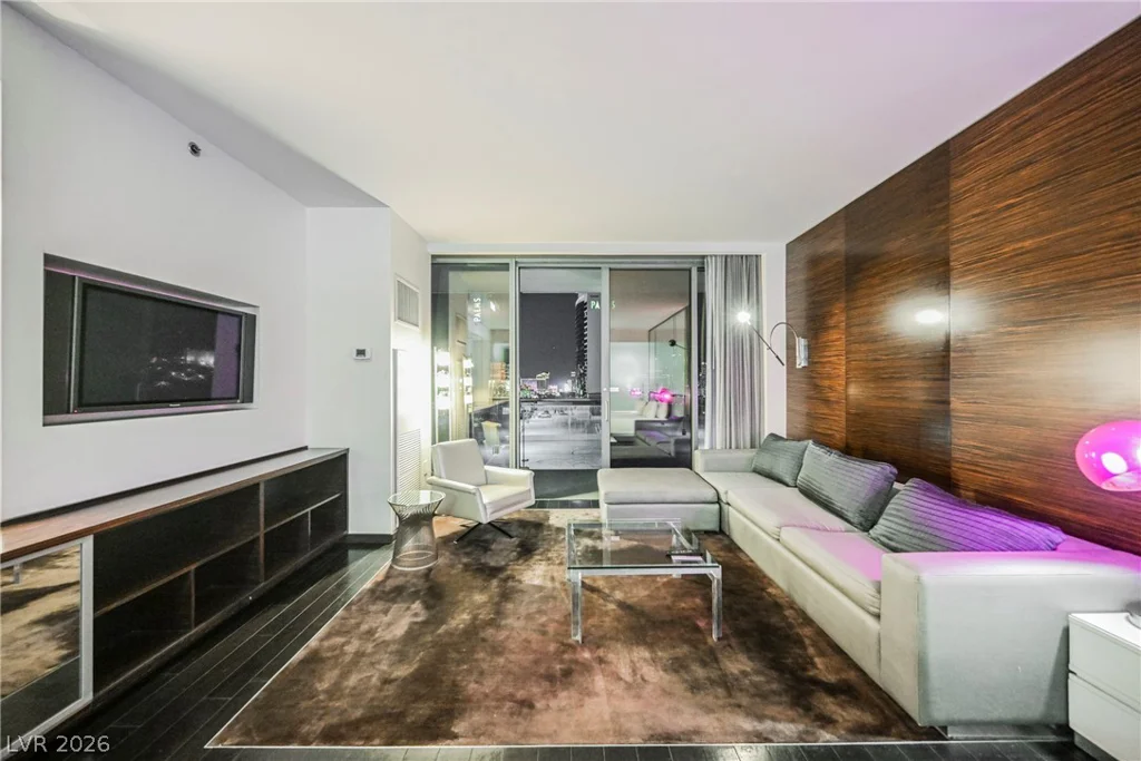 4381 Flamingo, Las Vegas, NV 89103