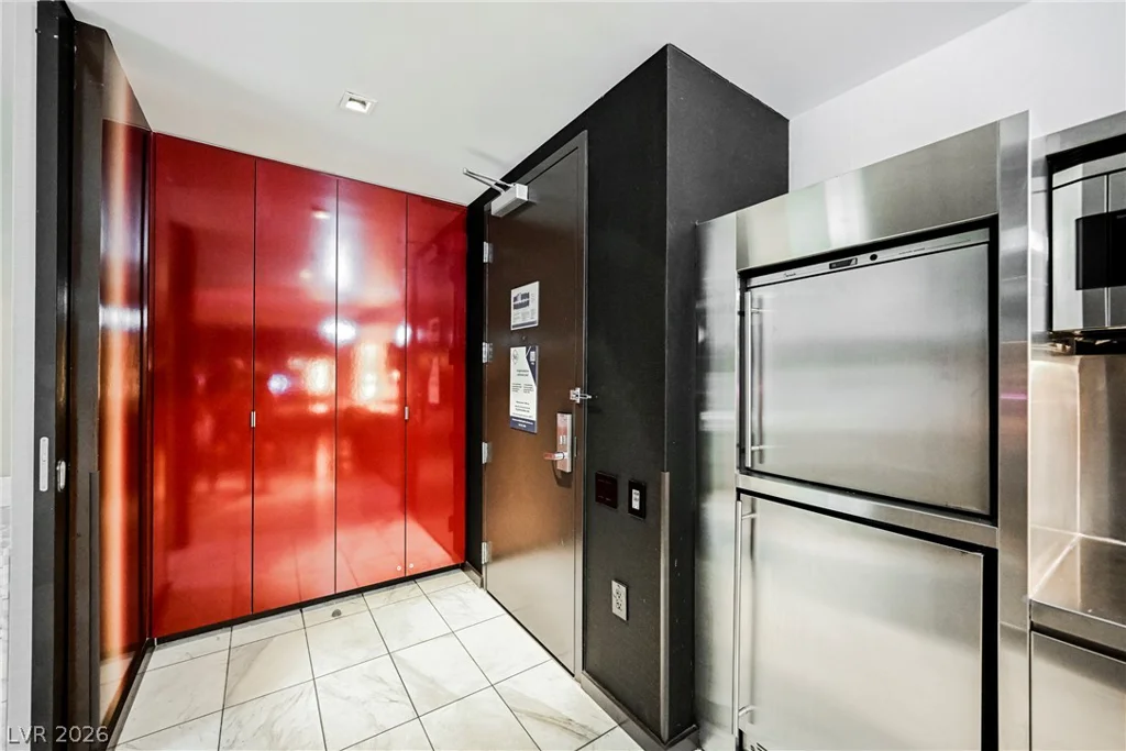 4381 Flamingo, Las Vegas, NV 89103